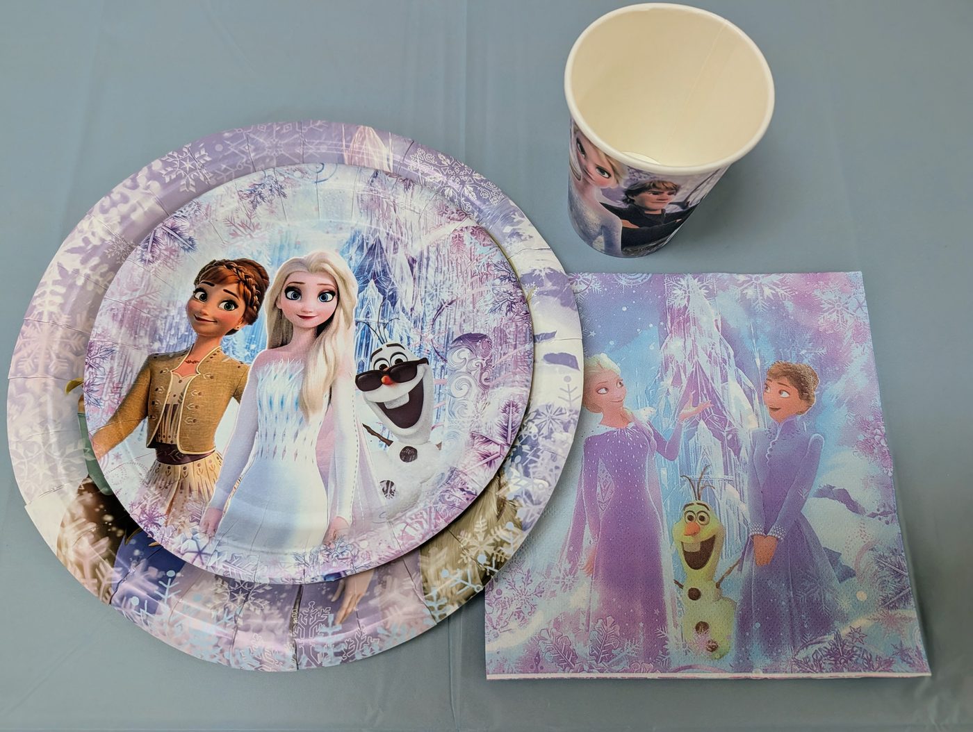 Frozen theme plates, cups, and napkins